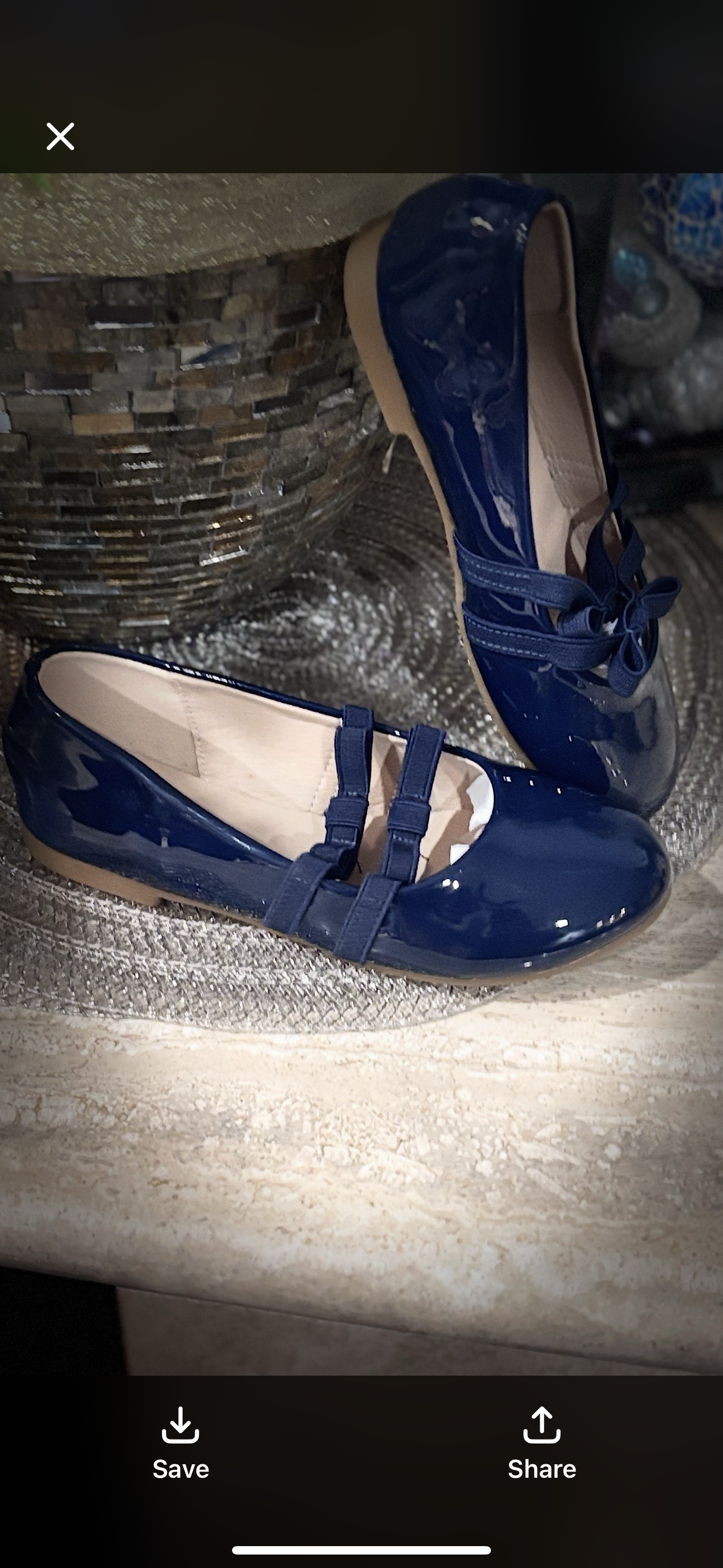 BONUS INCLUDED! Girls Navy Patent Mary Jane Dress Shoes Size 3 + Sparkly Plush C