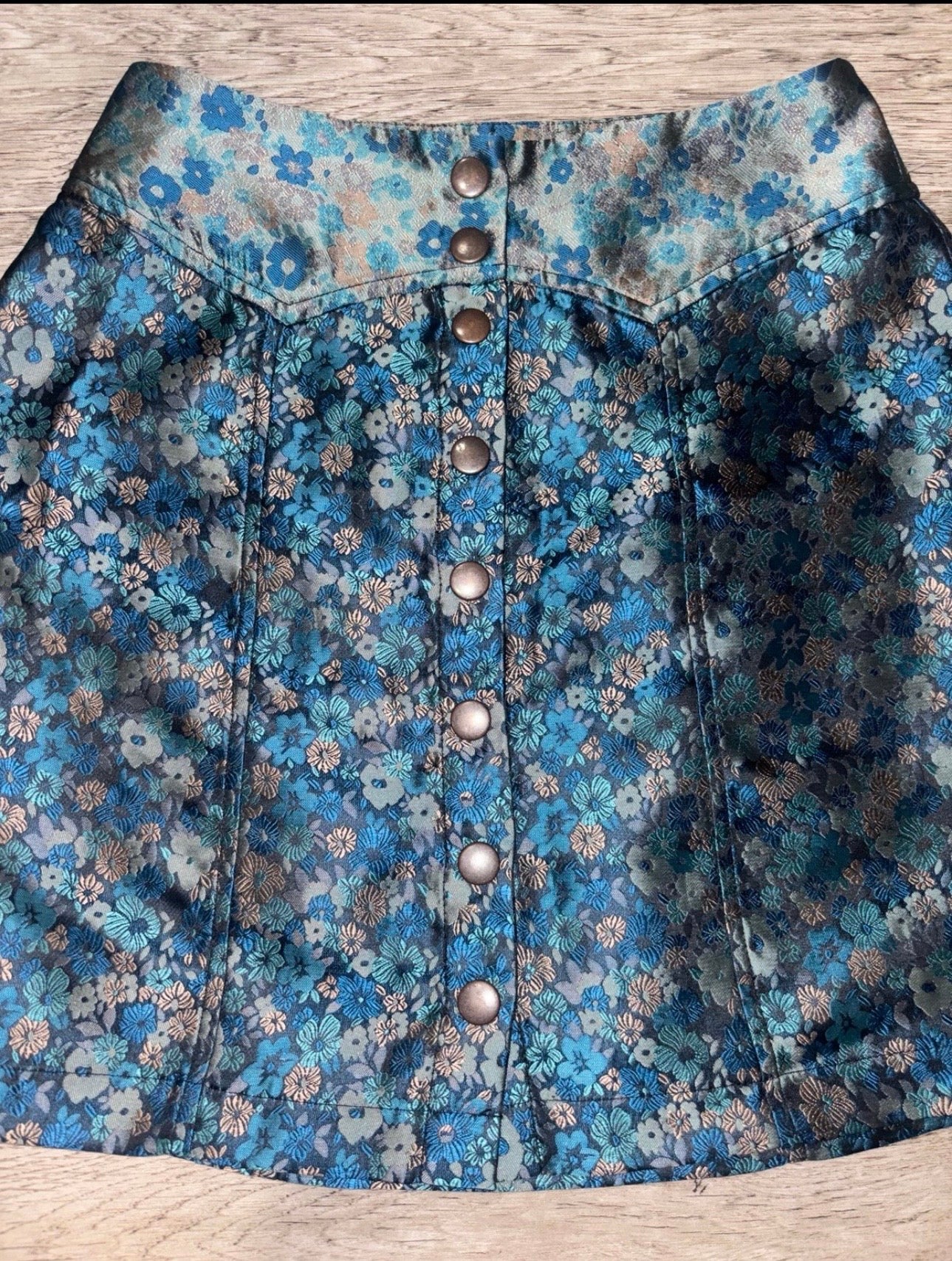 Urban Outfitters Blue Floral Mini Skirt XS/TP | High-Waisted Button Front Chic