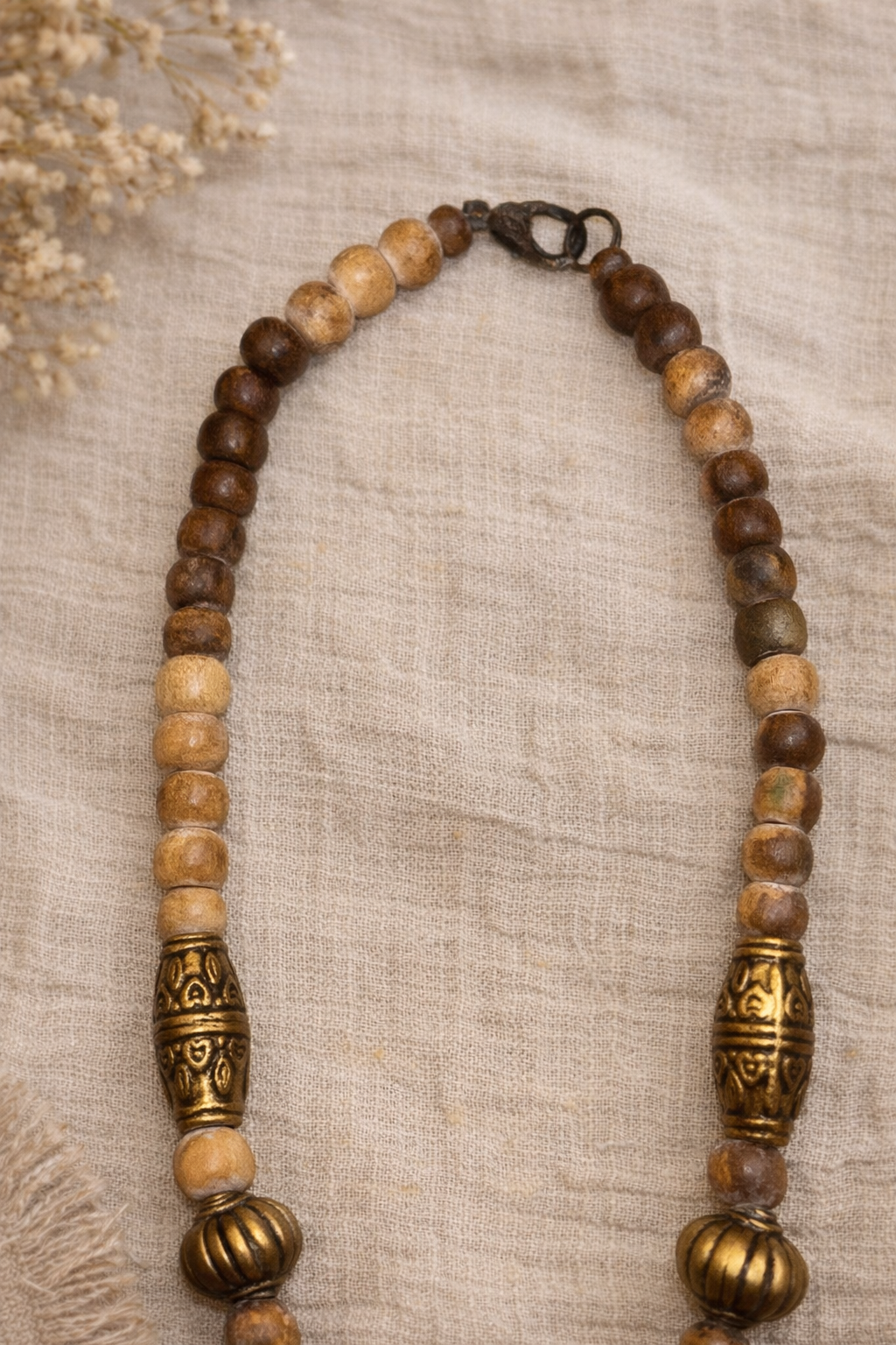 Hudson Boutique Vintage Find

Vintage Boho Statement Necklace with Faux Amber Pendant