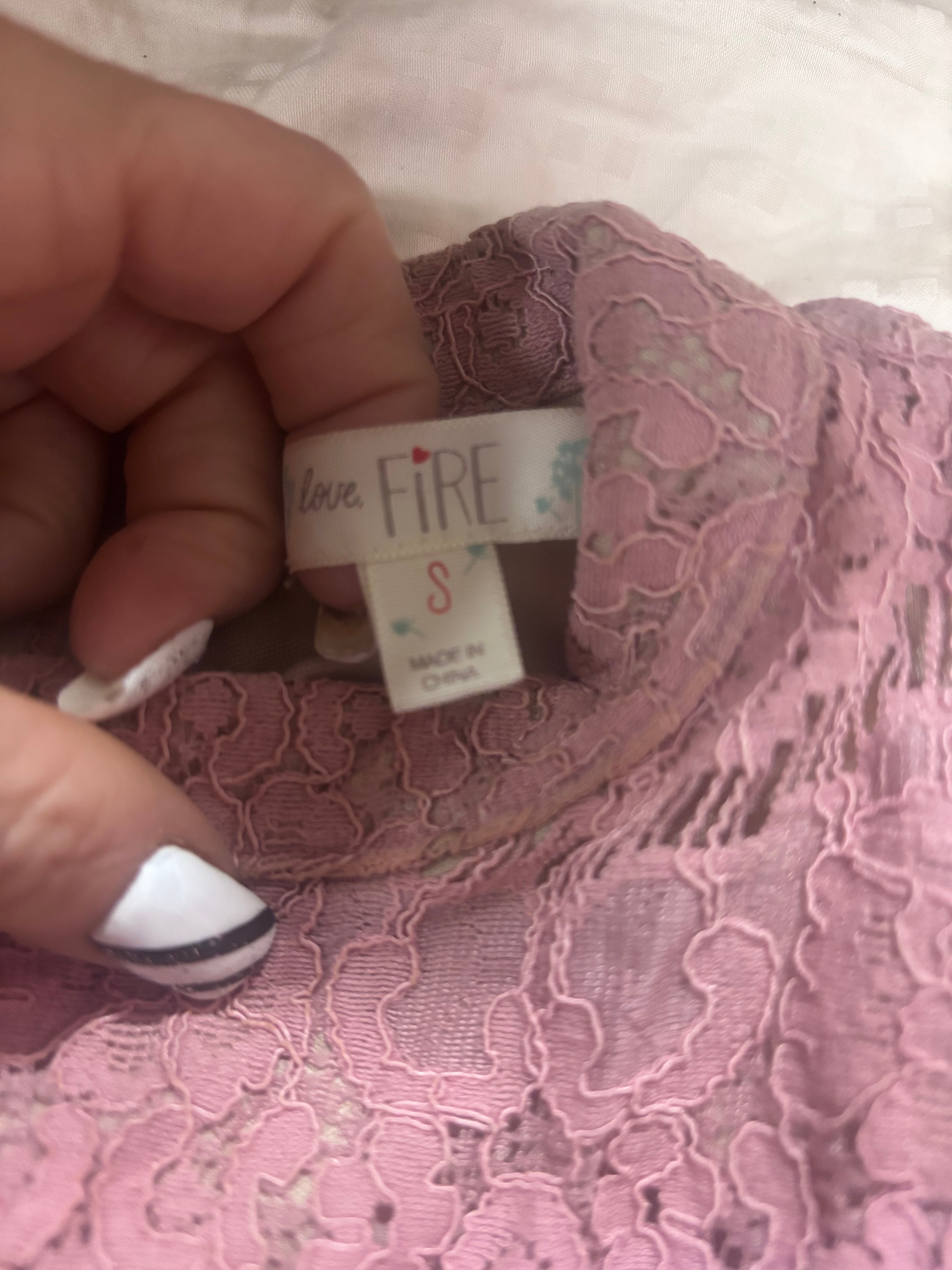 Love, Fire Mauve Lace Peplum Top + Pearl Satin Headband Set