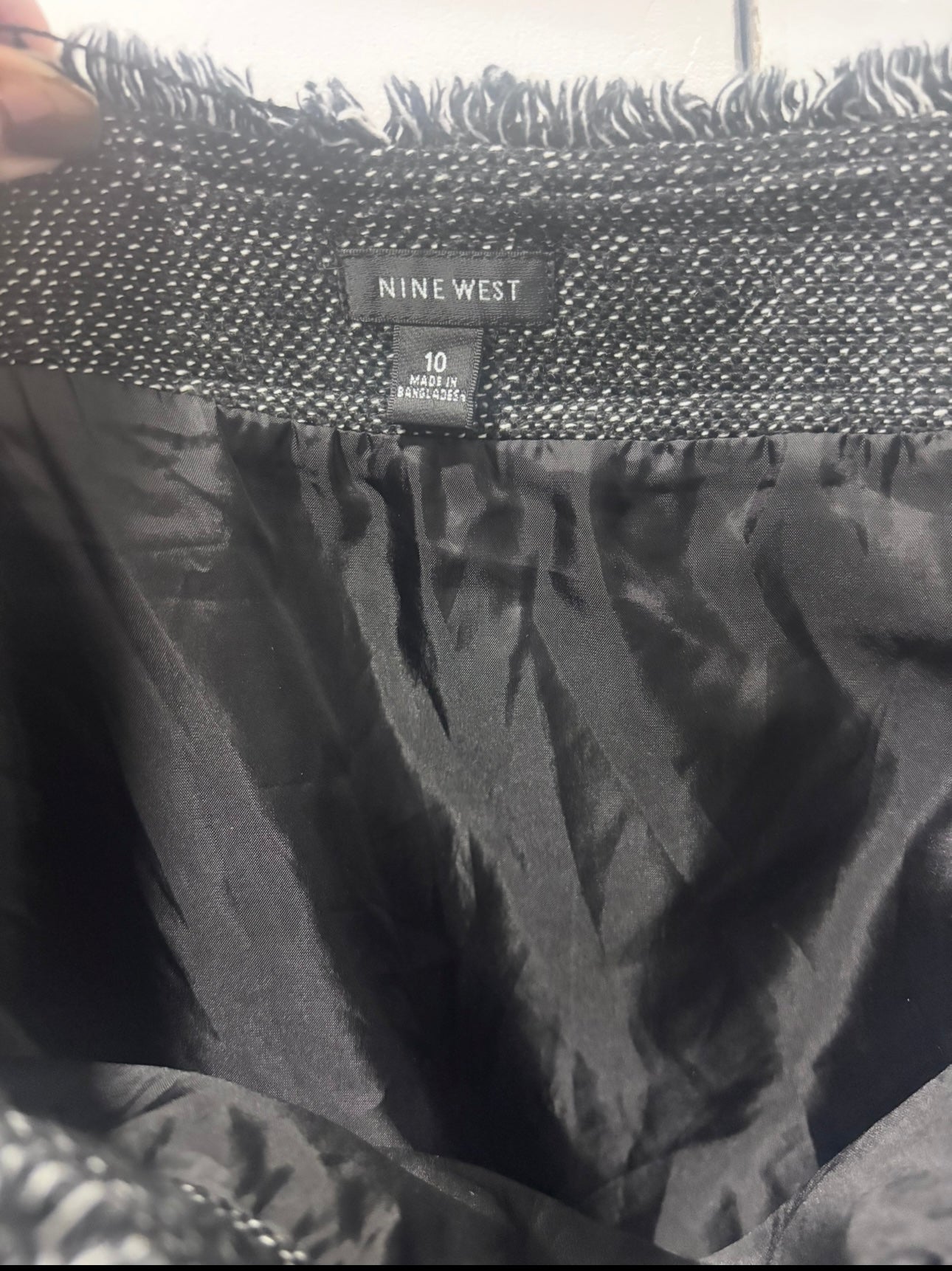 Skirt – Size 10 | Exposed Zipper | Classic Straight Fit