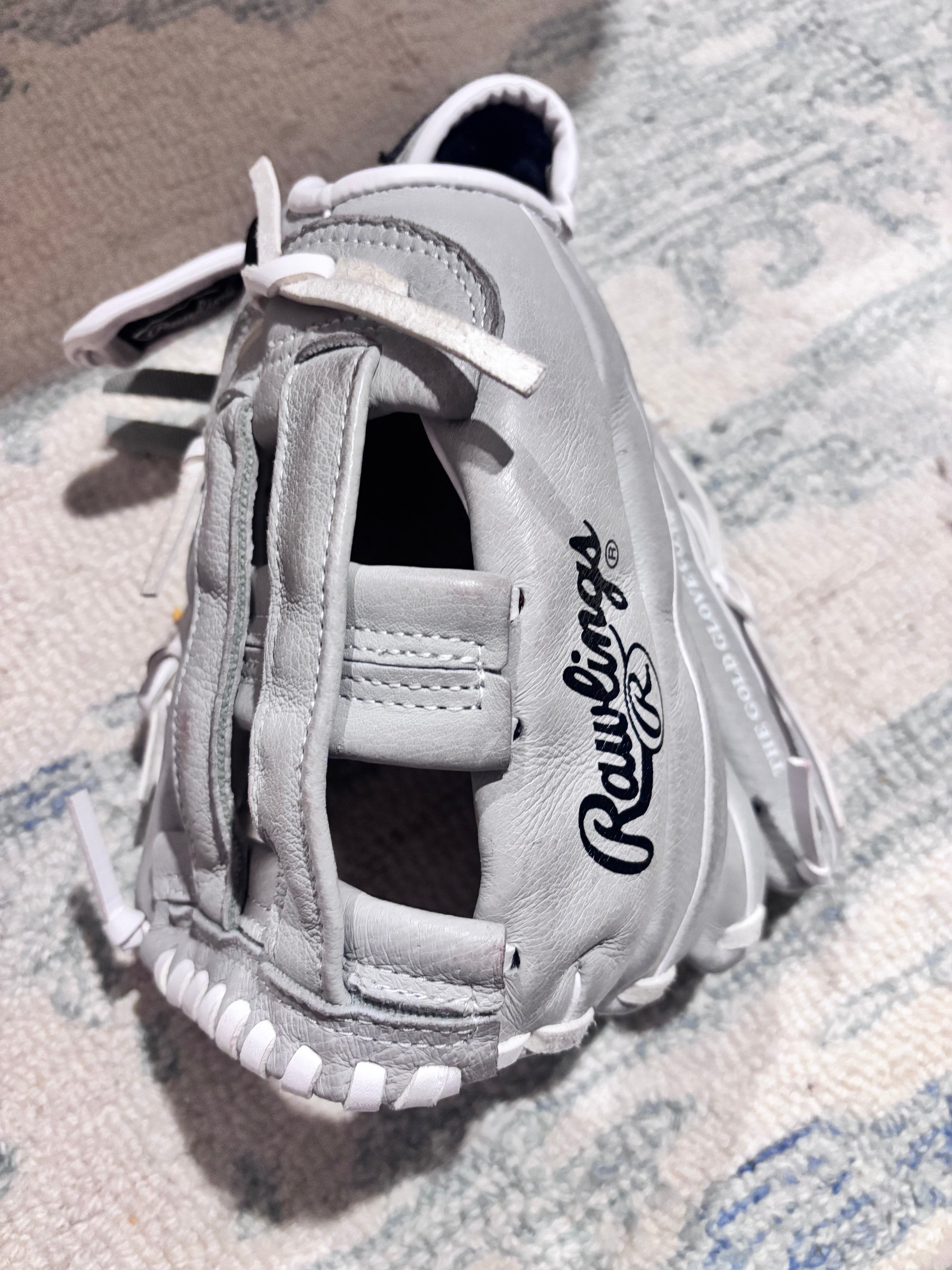 Rawlings Highlight Series 12.5” Baseball / Softball Glove (Model HFP125HGW)