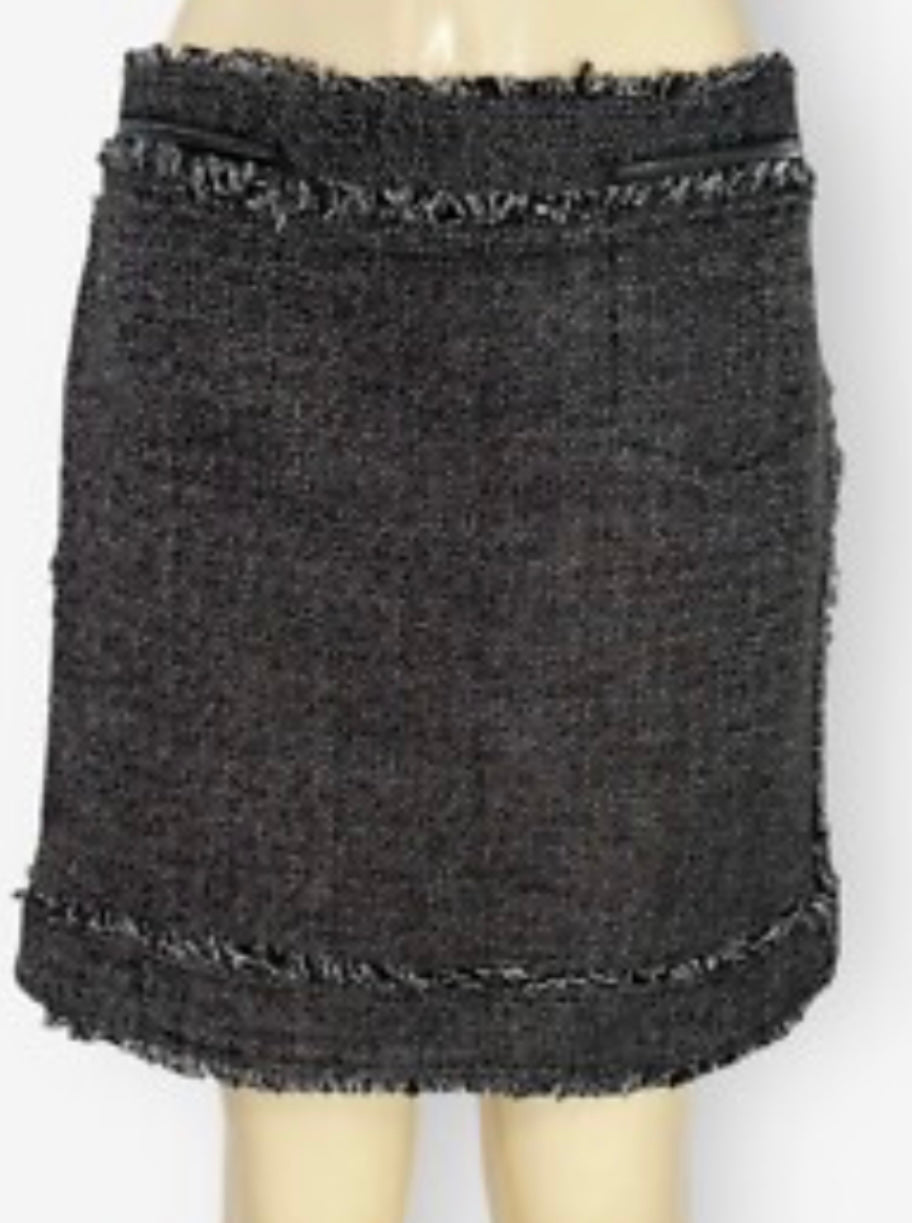 Skirt – Size 10 | Exposed Zipper | Classic Straight Fit