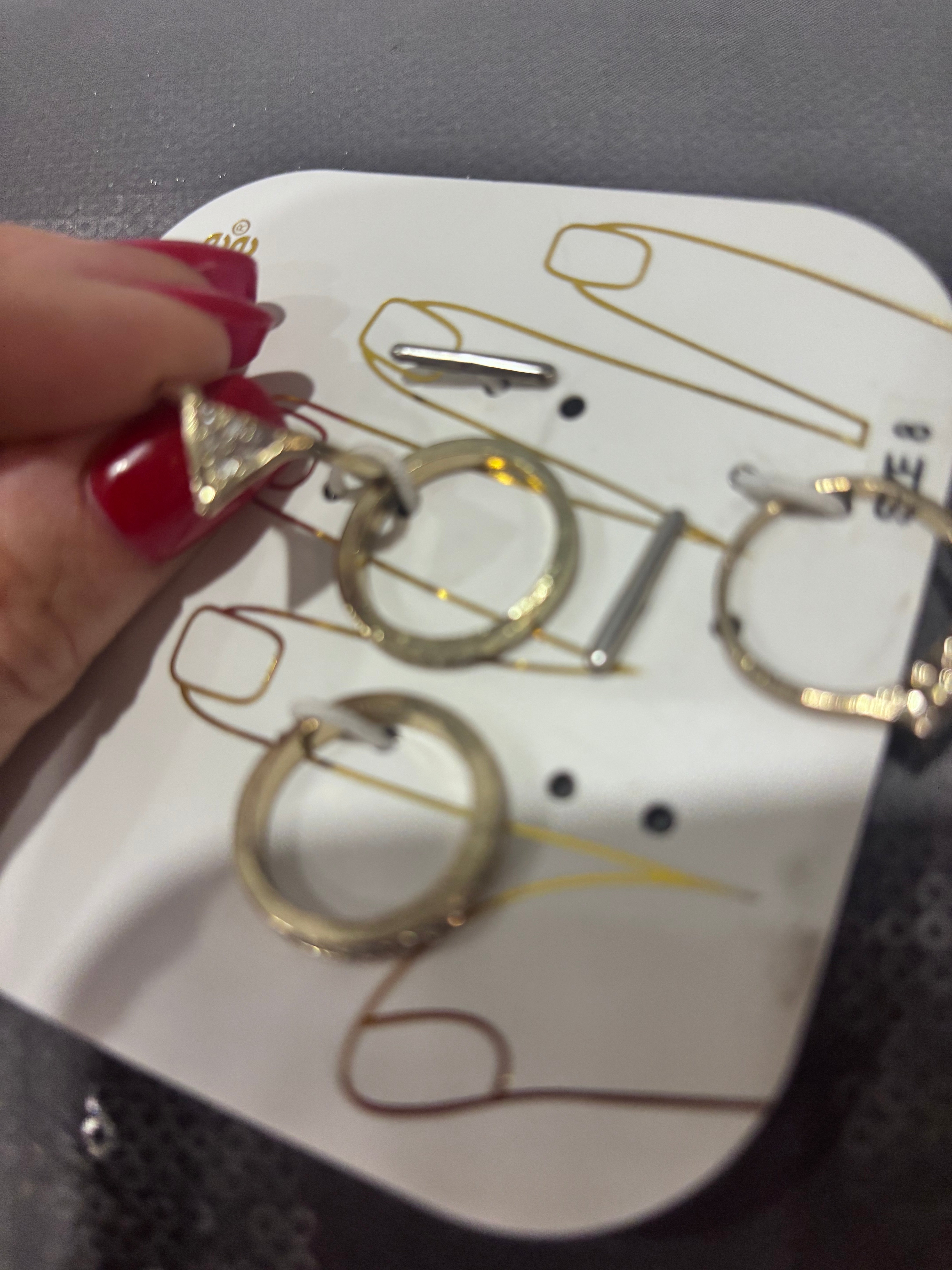 Charlotte Russe Gold-Tone Ring Set – Size 8 (Set of 4)