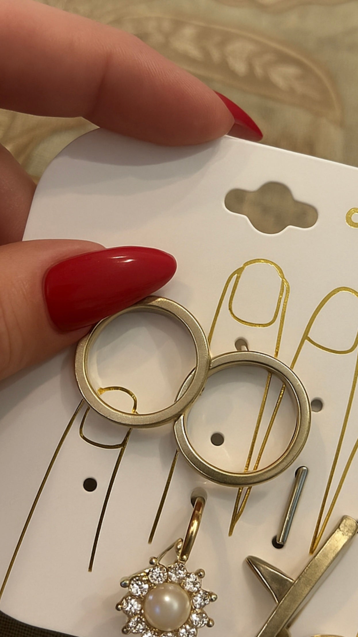 Charlotte Russe Gold-Tone Ring Set – Size 8 (Set of 4)