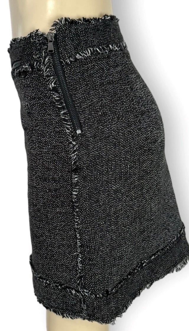Skirt – Size 10 | Exposed Zipper | Classic Straight Fit