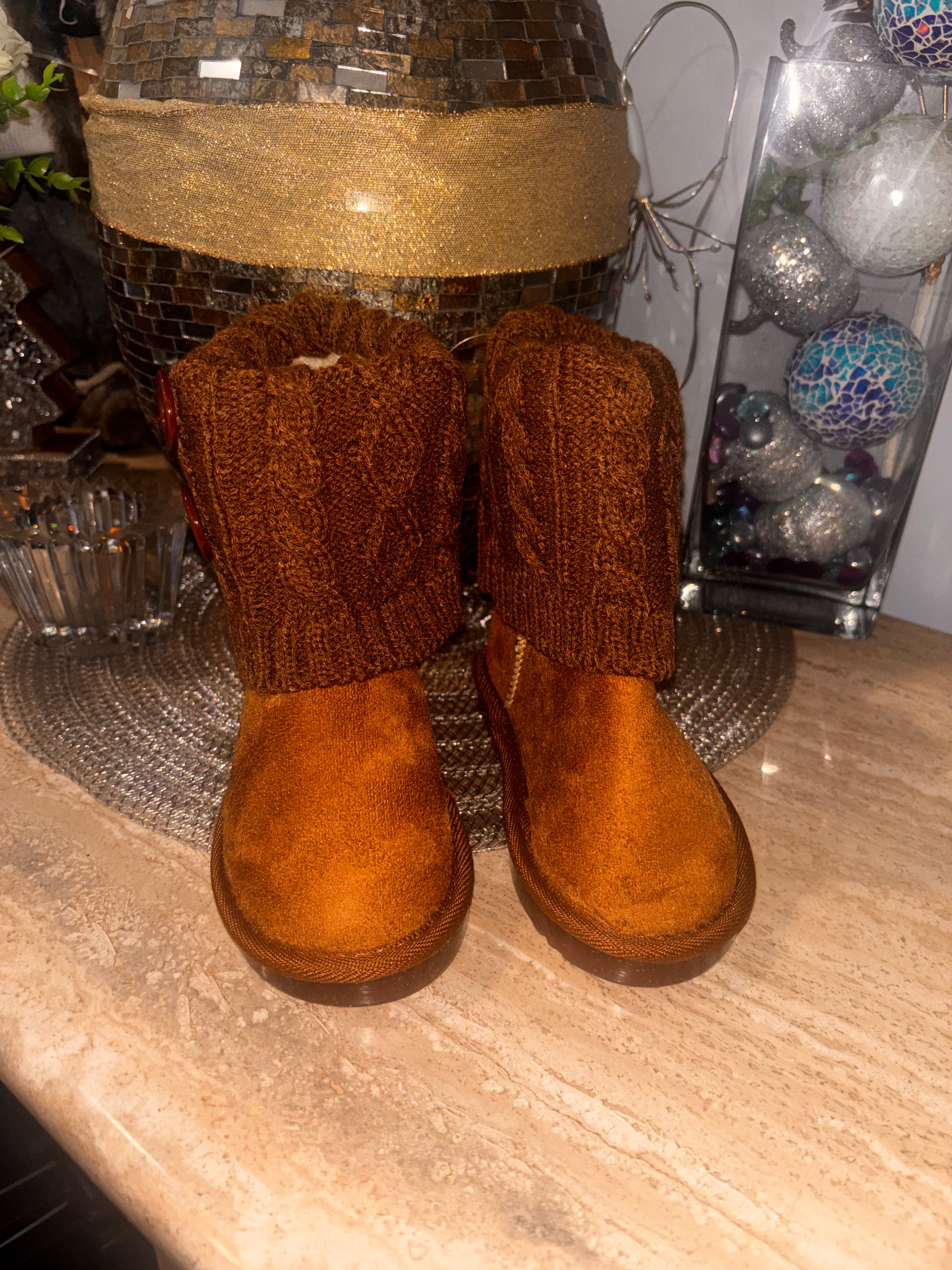 Toddler Faux Suede Winter Booties – EU 27 / US Toddler 10