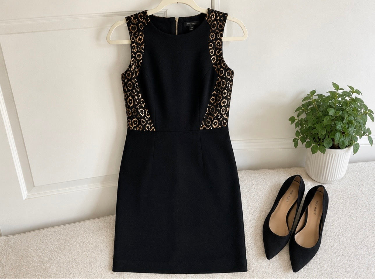 Ann Taylor Black Gold Metallic Print Knee-Length Dress Size 0 Cocktail Party Holiday Women’s