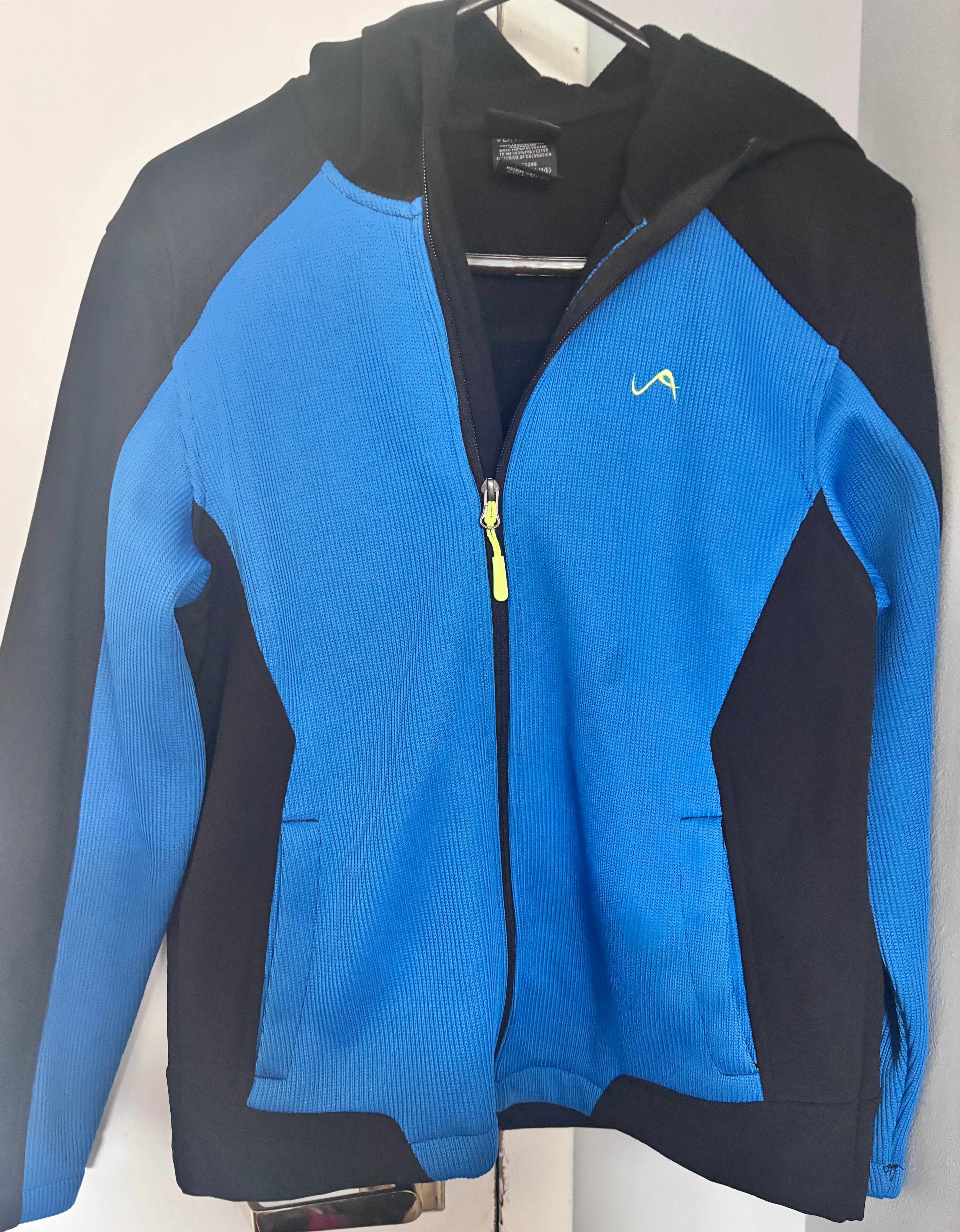 Vertical 9 Boys Zip-Hooded Jacket – Size 12/14 (Youth Large) – Blue & Black
