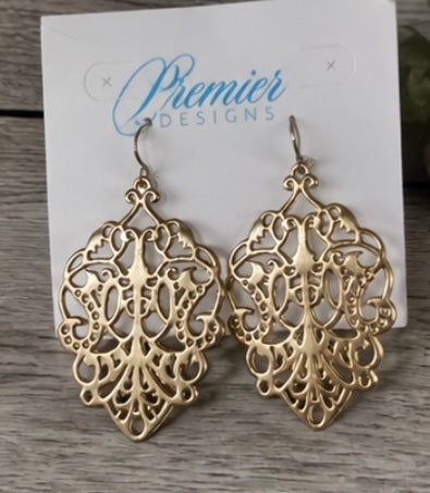 Floral Lace & Pearl Blouse + Premier Designs Earrings – XS/S