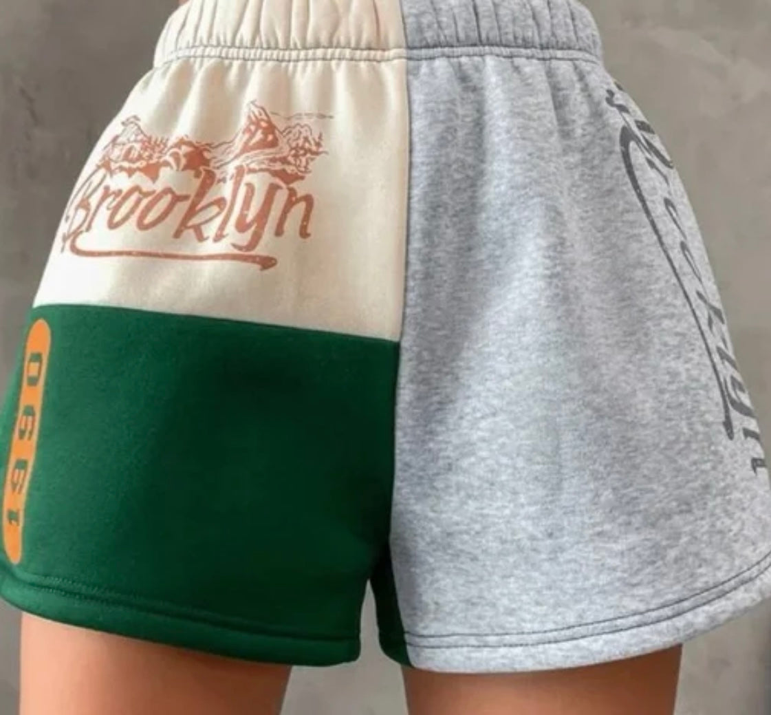 SHEIN Brooklyn Colorblock Fleece Shorts – XS (US 2 / EU 34) – NEW no tags