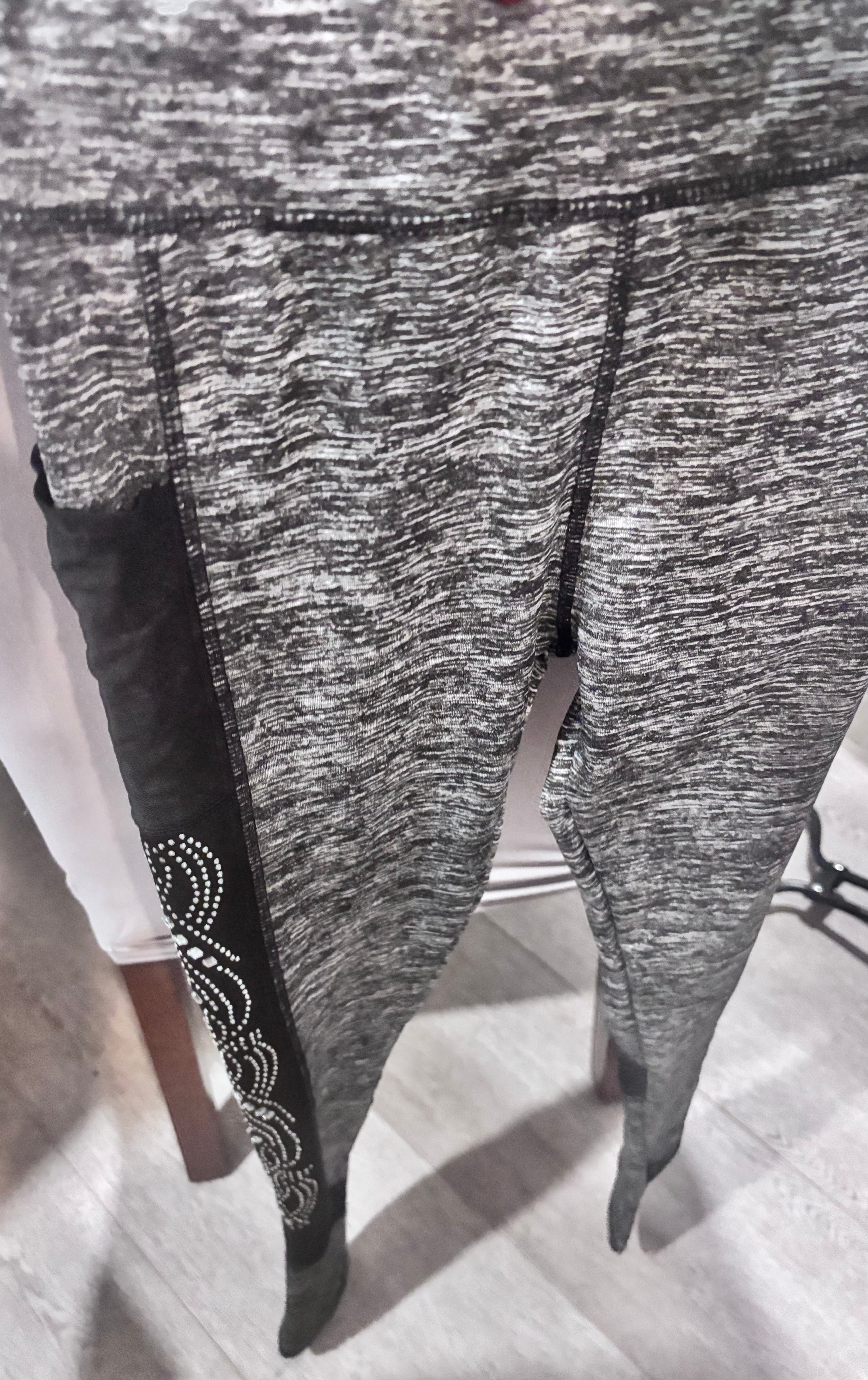 Gray Heather Rhinestone Active Leggings – Size S/M – Stretchy Yoga Pants