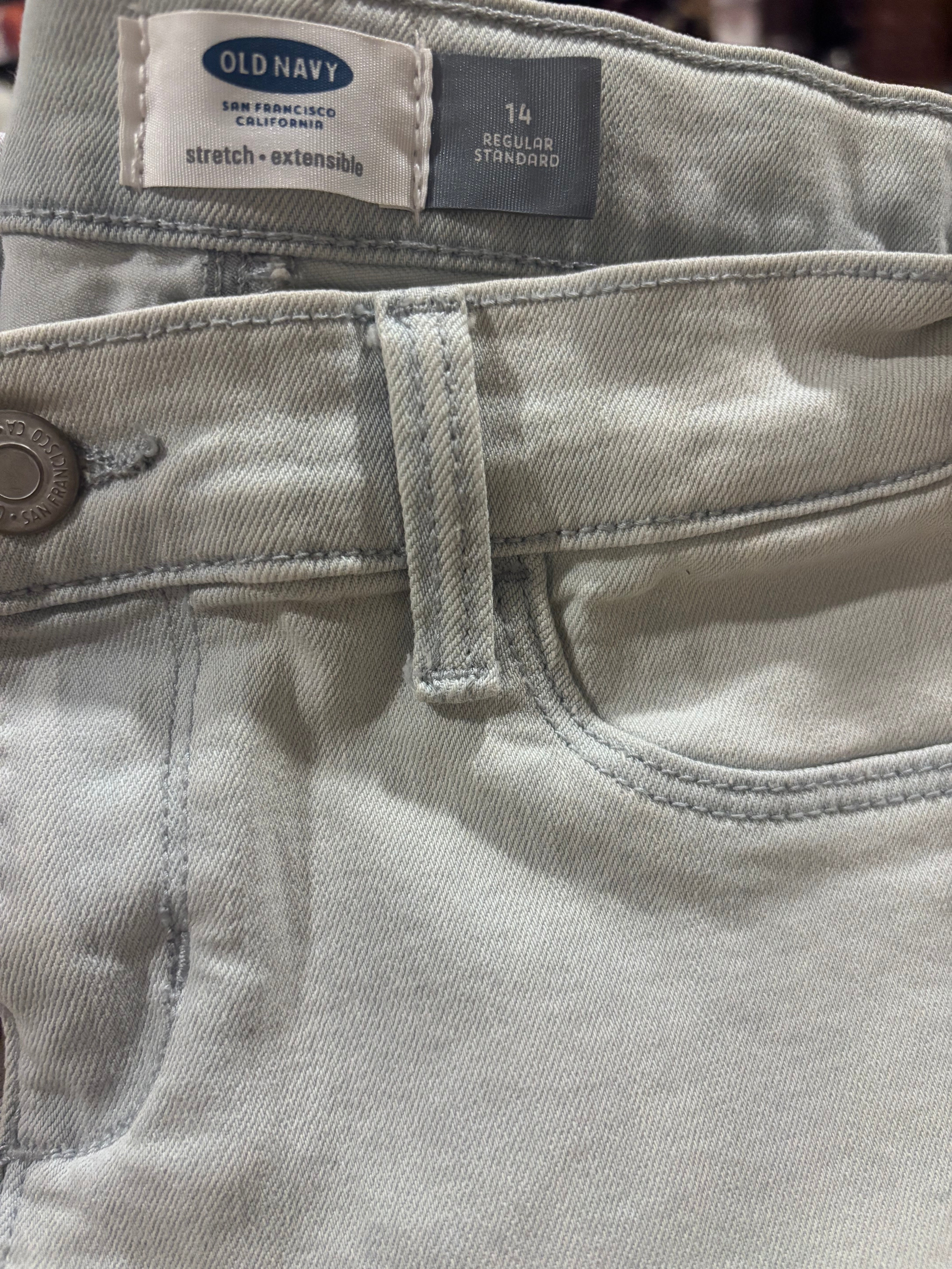 Old Navy Boys Stretch Denim Shorts Size 14 Regular – Light Wash Jeans Style”